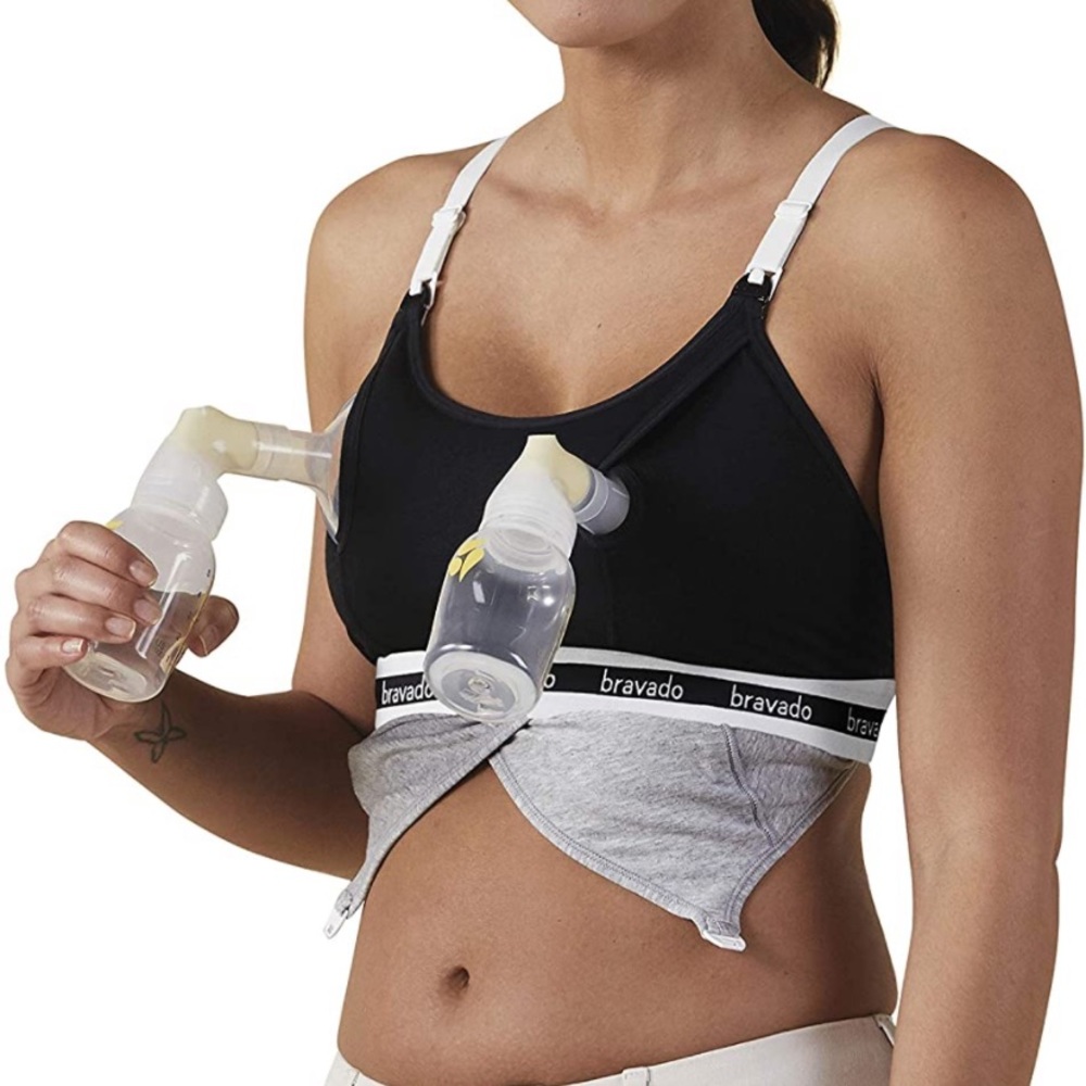 Hands free pumping bra